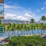Aqua Aloha Surf Waikiki