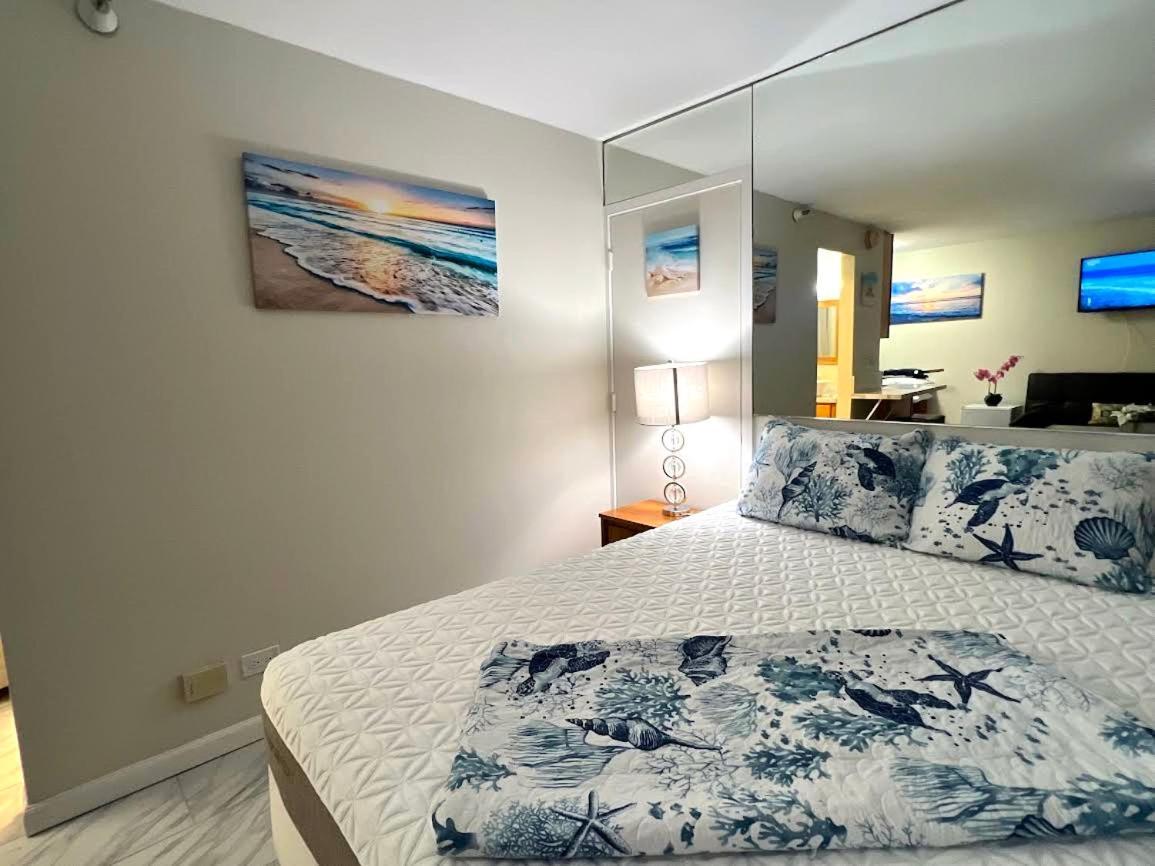 Aqua Aloha Surf 3* Waikiki