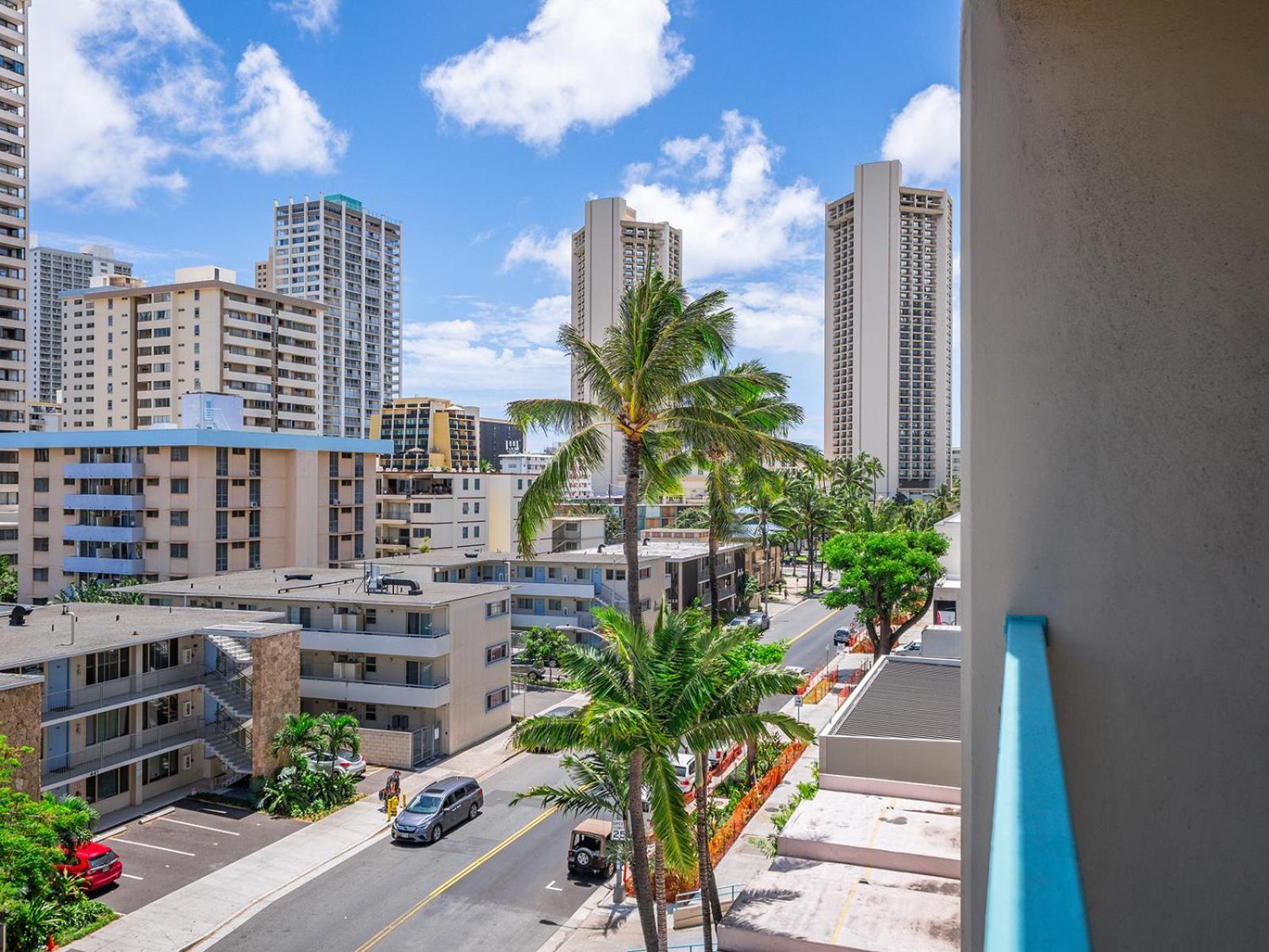 Aqua Aloha Surf 3*